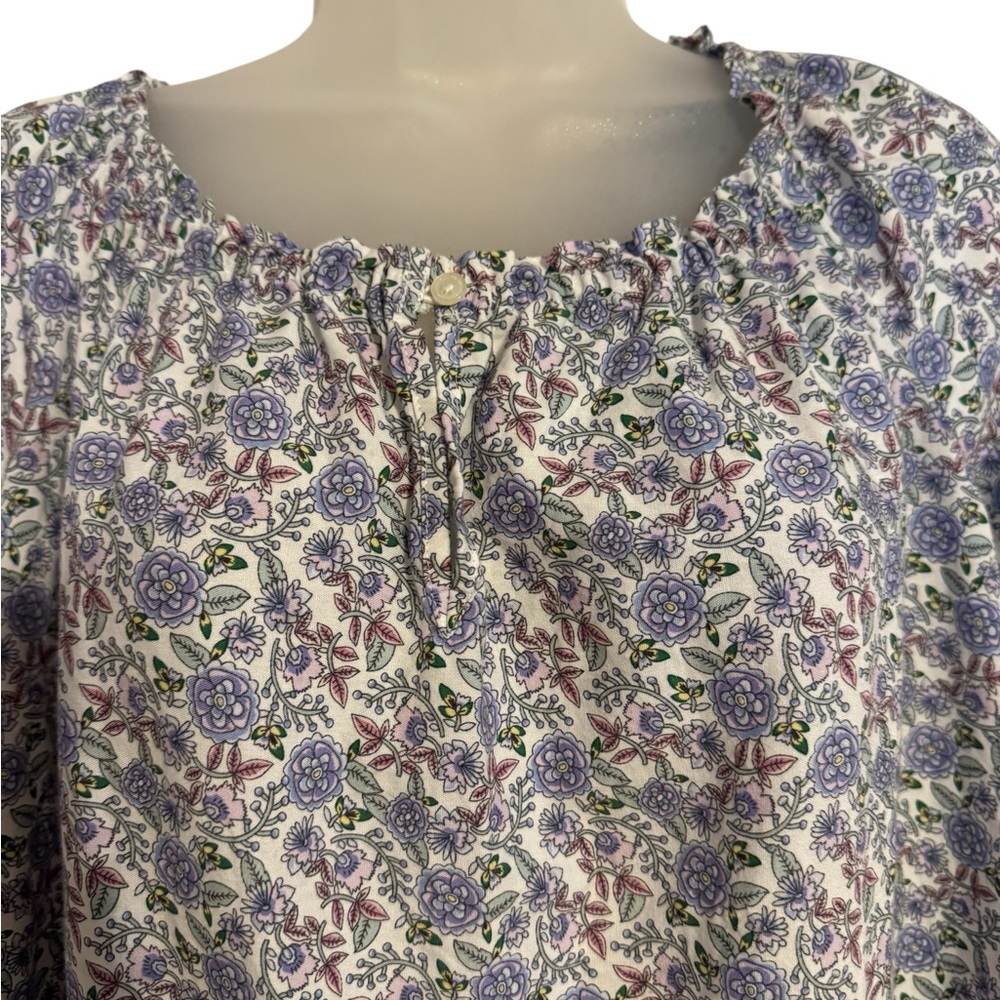 ANN TAYLOR LOFT Pretty  Floral Top    LARGE   #2 - Picture 2 of 7